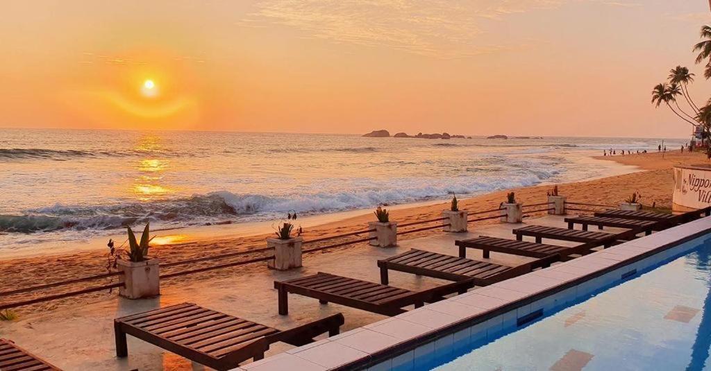 Ap Nippon Beach ヒッカドゥワ エクステリア 写真