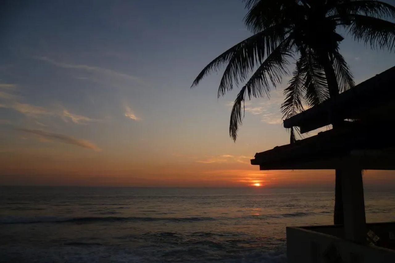 Ap Nippon Beach ヒッカドゥワ エクステリア 写真